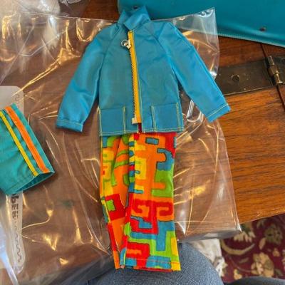 Barbie clothes 