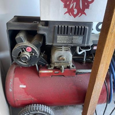Air compressor 