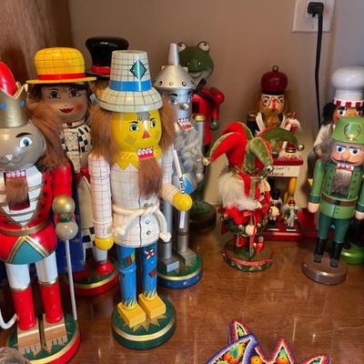 Nutcrackers 