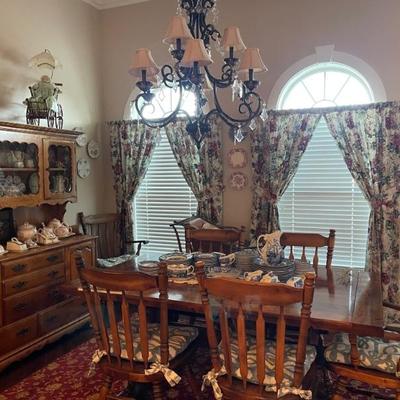 Farm house dining table with extensions 