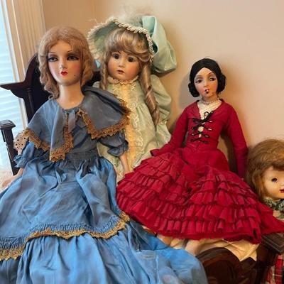 Antique dolls 