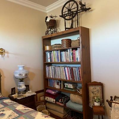 Bookcases and decor 