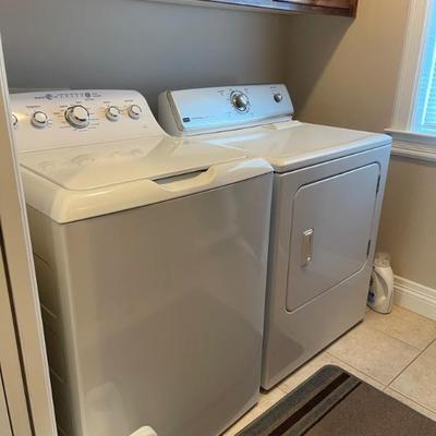 Washer and dryer 
