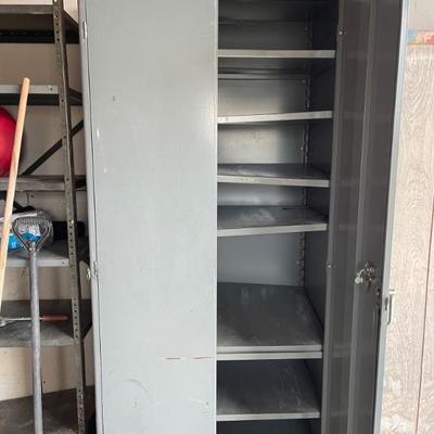 Cabinets 
