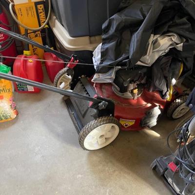 Lawnmower 