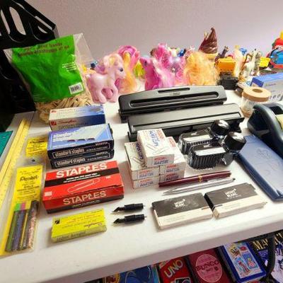 Many apologies, our client removed the Monte Blanc Pen after pics were taken. It is not for sale.