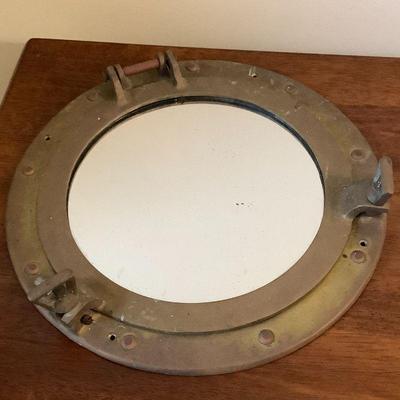 Porthole mirror