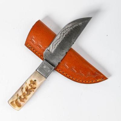 Lot 103h | Handmade Damascus Steel Knife
