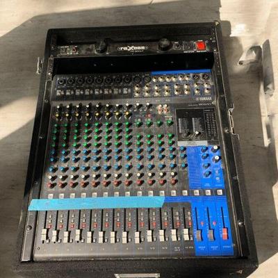 Lot 135 | Yamaha MG16XU Mixing Console
