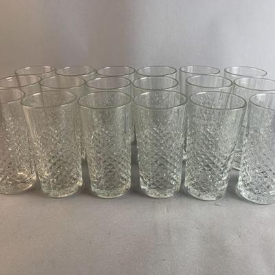 Lot 43 | 15 Libbey Ocular Drinking Beverage Glasses
