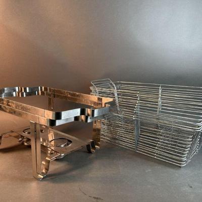 Lot 109 | Eleven Food Baskets & Two Warming Racks

