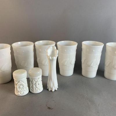 Lot 293 | Vintage Fostoria Betsey Ross Milk Glass & More!
