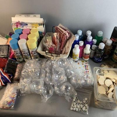 Lot 74 | Spray Chalk, Valentines Crafts & More!
