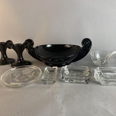 Lot 225 | Fostoria Art Deco Ebony Glass & Morning Glory
