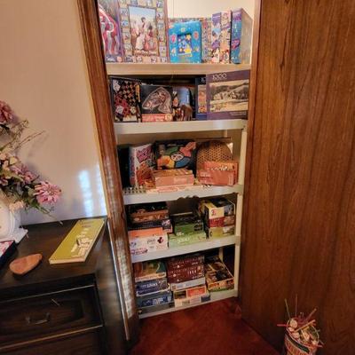 Lots of puzzels