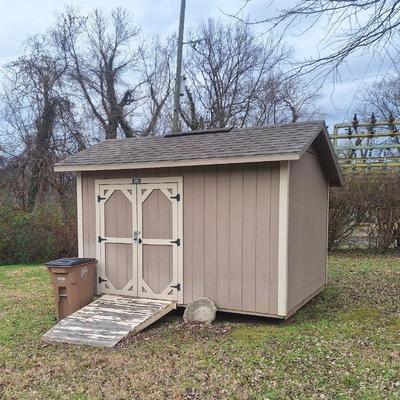 10X12 storage Bldg. Like new.