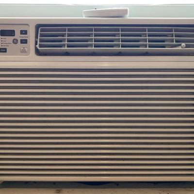 GE Heat/Cool Electronic Window Air Conditioner w/ Remote
