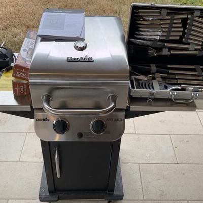 Charbroil Gas Grill w/ Accessories