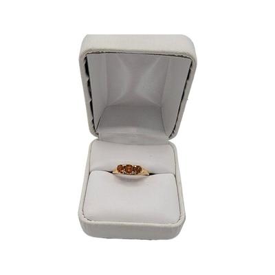 Lot 219
10k Gold Ring w/ Amber Colored Stones Sz 6 Weight 1.93 grams (including stones) Estimated Melt Value: $68.25 as of (1/5/25)...