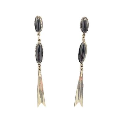 Onyx Dangle Post Earning L 9.5cm Grams 9.05 Buyer is responsible to pay for Shipping (See Shipping Details)