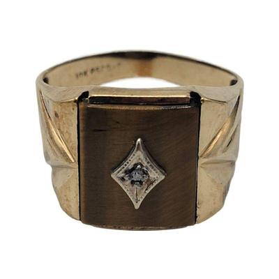 Lot 95
10k Plated Gold over Sterling  Men's Ring Hallmark: PSCO / 10k Sz 10.5 Weight: 5 Grams  Buyer is responsible to pay for...