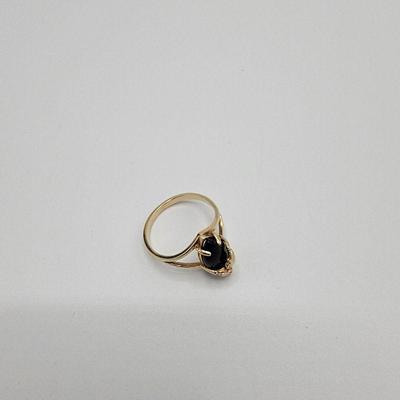 Lot 108
10k Black Hills Gold Onyx Multi Color Leaf Setting Womens Ring Sz 6 Hallmark: CCO / 10k Weight: 2.13 Estimated Melt Value: $75.17...