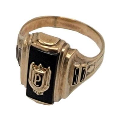 Lot 101
10k Nowak Class Ring Sz 10 Hallmark: Initials A4C / Nowak / 10k Weight: 9 Grams  Estimated Melt Value: $317.77  as of...