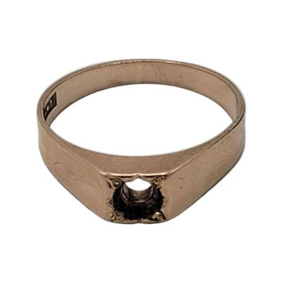 Lot 74 10k Band Setting Sz 6.25 Estimated Melt Value:  as of (1/4/25) Buyer is responsible to pay for Shipping (See Shipping Details)...