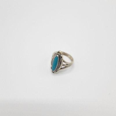 Lot 145
 Vintage Sterling Turquoise Ring Hallmarked Sz 7.75 Weight 5.46 grams   Estimated Melt Value: $4.54  as of (01/07/2025) Buyer is...