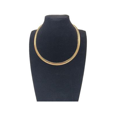 10k White & Yellow Gold Herringbone Necklace Aurfin / Peru / Shaws Jewelers  L 28 cm W 6 mm Thickness 1mm Grams 22  Estimated Melt...