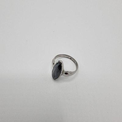 Lot 140
Sterling Silver Onyx Ring Hallmark JP/Sterling Sz 5.25 Weight: 2.75 grams   Estimated Melt Value: $2.29  as of (01/07/2025 )...