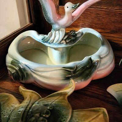 HULL -- POTTERY PLANTER Duck