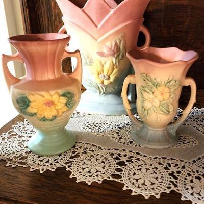 VINTAGE Hull Art Vase USA Magnolia Pottery Excellent Condition