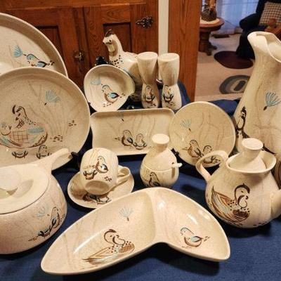 Red Wing Bob White Dishes