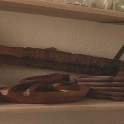 Carved wood dishes