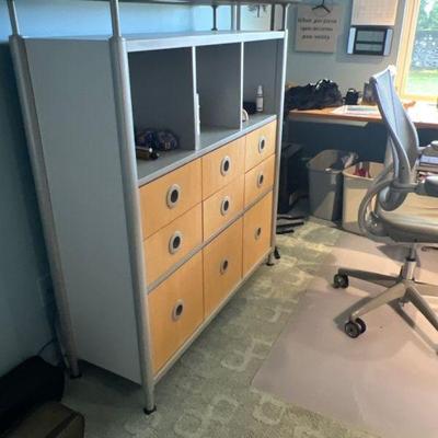 Storage unit