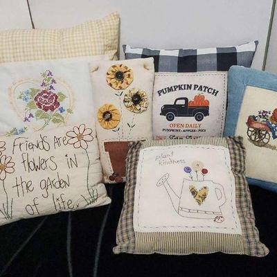 Charming Farmhouse-Style Decorative Pillows