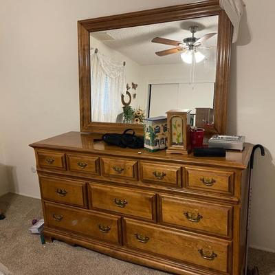Oak dresser 