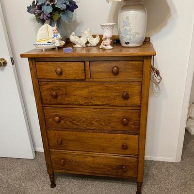Antique dresser - really cute and solid 