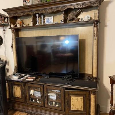Large tv 