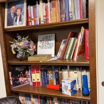 Bookcase and books 