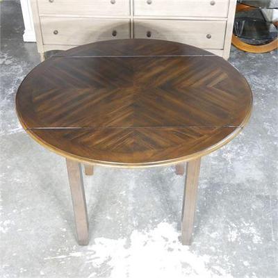 New Classic Furniture Gia 3-Piece Dining Set w/Drop Leaf Table