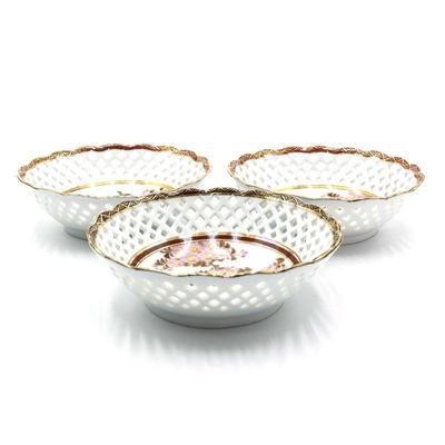 Set of 3 Hand Painted Shozan Kutani Reticulated Porcelain Dishes