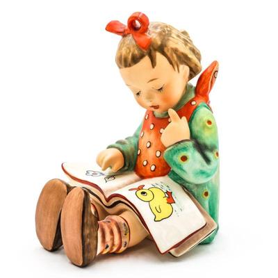 Goebel Hummel Bookworm Figurine