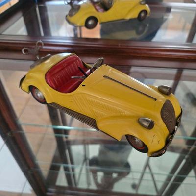 Vintage windup car