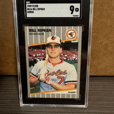 Sale Photo Thumbnail #71: 1989 Fleer Bill Ripken FF SGC 9