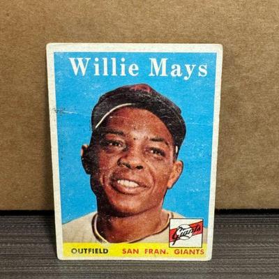 Sale Photo Thumbnail #59: 1958 Topps #5 Willie Mays