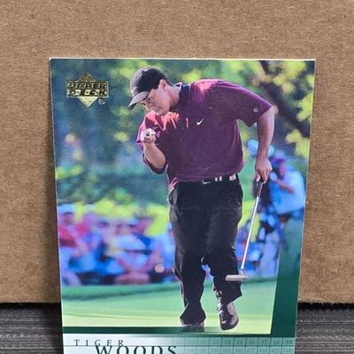 2001 Upper Deck Tiger woods Rookie Graded Beckett 8.5