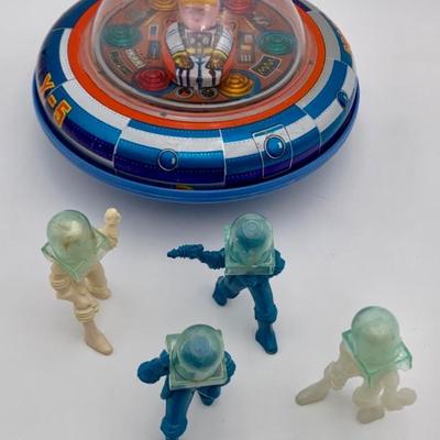 Ajax Spacemen & Saucer