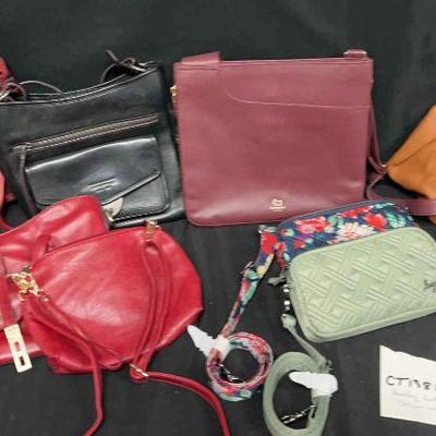 Ct138v handbag lot designer and unbranded